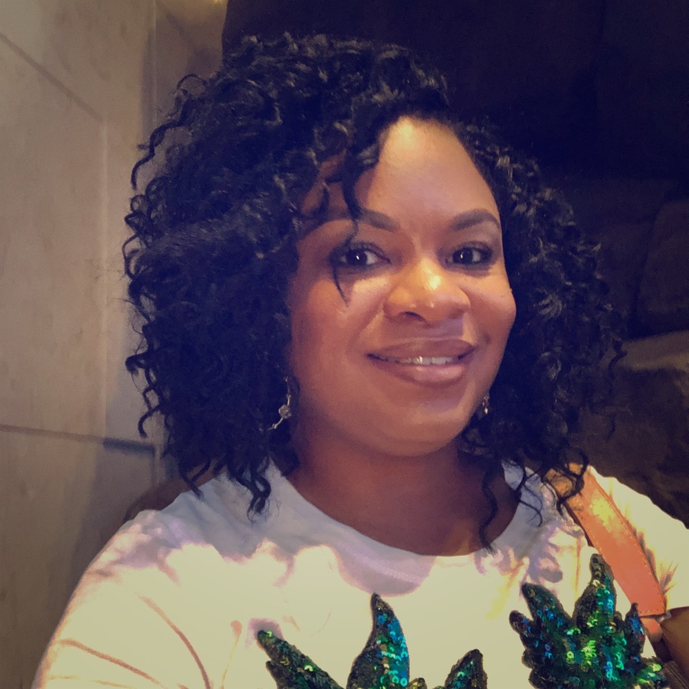 Meet your posher!